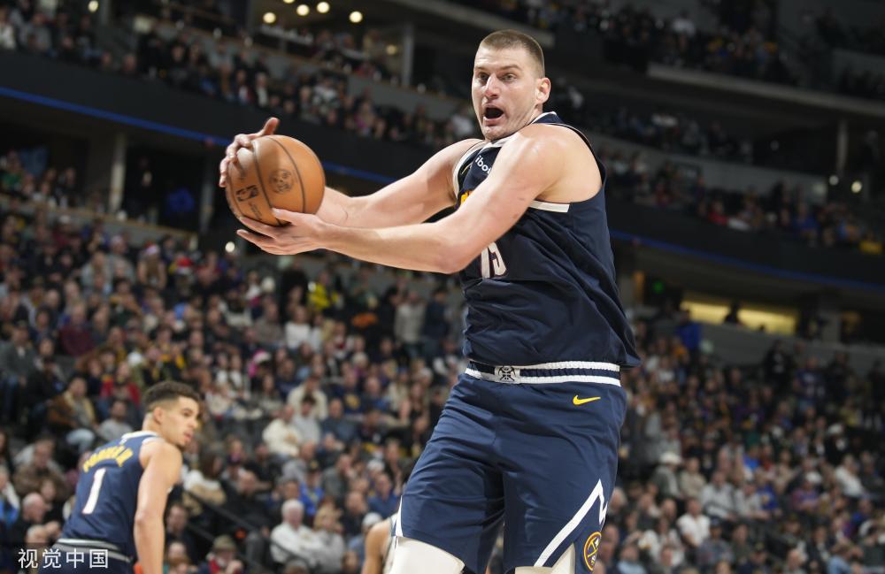 也为球队奠 也为球队奠