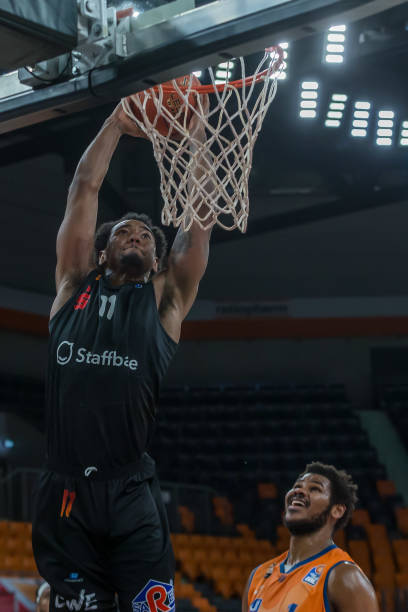 展现出卓越 展现出卓越